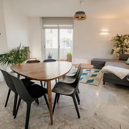 Apartment Contemporary Across Club Marbella